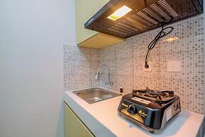 Nice And Elegant 1Br At Royal Heights Apartment