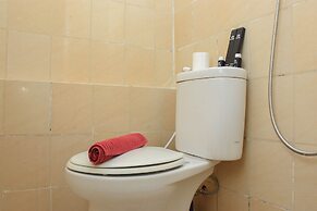 Comfort And Homey 2Br At Green Pramuka City Apartment