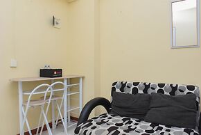 Comfort And Homey 2Br At Green Pramuka City Apartment
