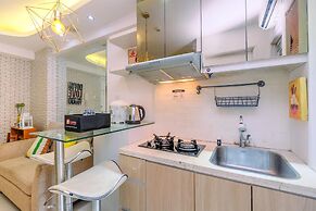 Warm And Cozy 2Br At Low Floor Bassura City Apartment