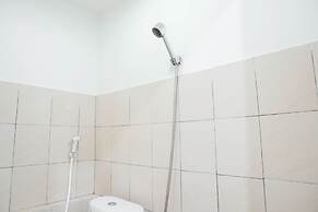 Nice And Cozy Living 2Br At Green Pramuka City Apartment