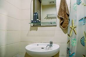 Nice And Warm 1Br At Belmont Residence Puri Apartment