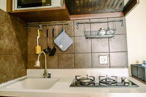 Nice And Warm 1Br At Belmont Residence Puri Apartment