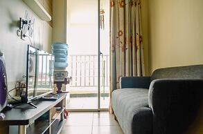 Nice And Warm 1Br At Belmont Residence Puri Apartment