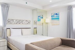 Nice And Comfort Studio Room At Azalea Suites Apartment