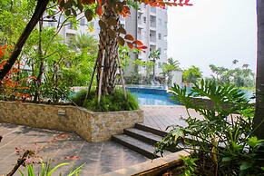 Nice And Elegant 1Br Apartment At Mustika Golf Residence