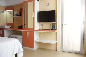 Cozy Studio Apartment At The Jarrdin Near Cihampelas Walk