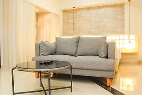 Modern And Spacious Studio Apartment At Mustika Golf Residence