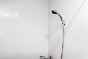 Comfortable And Simply Studio Apartment At Patraland Urbano