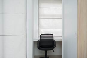 Comfort Living Studio Room At Serpong Garden Apartment