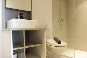 Modern & Cozy 2Br Apartment At Tamansari Tera Residence