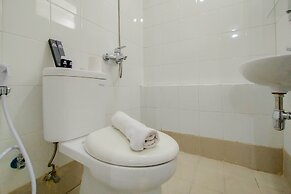 Cozy Living And Simply 2Br At Bassura City Apartment