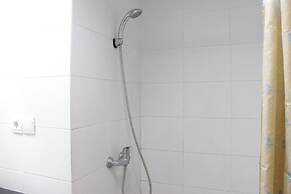 Modern & Contemporary Studio At Beverly Dago Apartment Near Itb