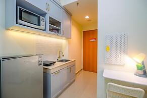 Warm And Cozy Studio Evenciio Apartment Margonda Near Ui