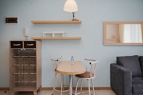 Comfortable And Nice 1Br At M-Town Signature Apartment