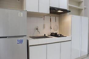 Comfy & Scenic Studio Apartment At Parahyangan Residence Near Unpar