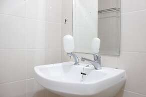 Comfy & Scenic Studio Apartment At Parahyangan Residence Near Unpar