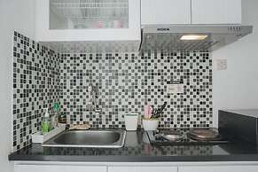 Compact Studio At Bassura City Apartment