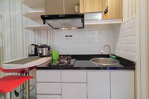 Nice And Cozy Studio At Bassura City Apartment