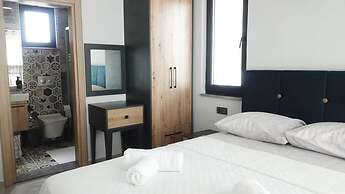 Stunning 4-bed Villa Grey 4 Bedrooms Private Pool