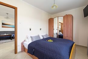 Apartament Turystyczna 3B by Renters