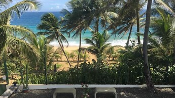 Soberana del Mar Beachfront Villa