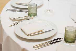 Hotel Luc, Autograph Collection