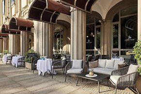 Hotel Luc, Autograph Collection