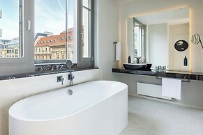 Hotel Luc, Autograph Collection