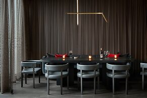 Courtyard By Marriott Melbourne Flagstaff Gardens
