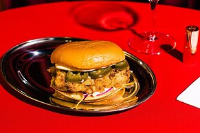 Courtyard By Marriott Melbourne Flagstaff Gardens