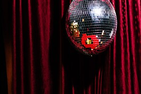 Courtyard By Marriott Melbourne Flagstaff Gardens