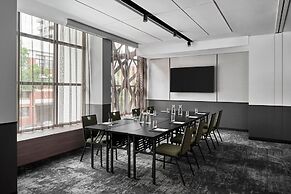 Courtyard By Marriott Melbourne Flagstaff Gardens