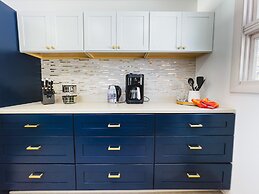 Lucky Stone Retreat - Private Beach & Acadia View