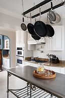 134 Prince - Luxury Boutique Hotel