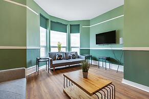 Queen Street Apartments by Sasco