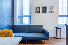 Queen Street Apartments by Sasco