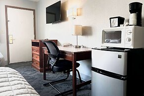 Travelodge by Wyndham Lincoln South