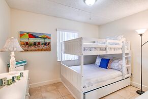 Ocean and Racquet 8110