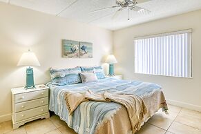 Ocean and Racquet 8110
