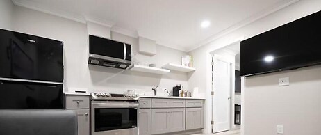 Omeo Suites