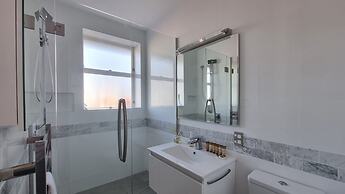 Gorgeous Apt Panoramic Views