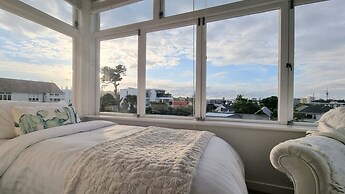 Gorgeous Apt Panoramic Views