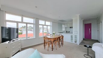 Gorgeous Apt Panoramic Views