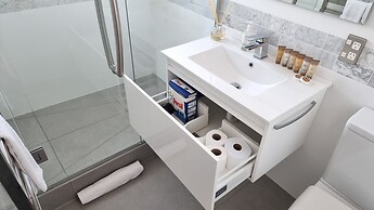 Gorgeous Apt Panoramic Views