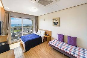 Jeju the Oceanhill Pension