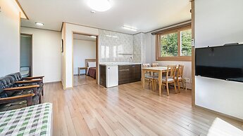 Jeju the Oceanhill Pension