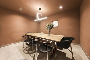 HOTEL 701