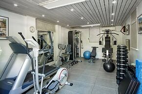 Leamington Pavilion by Blue Sky Luxury