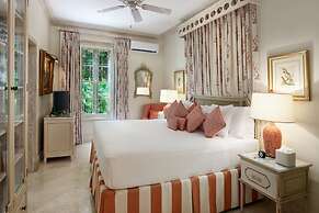 Leamington Pavilion by Blue Sky Luxury